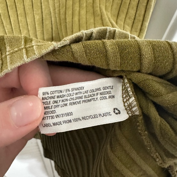 Knox Rose Olive Long Sleeve Top Large Ribbed Lettuce Hem - Picture 4 of 6